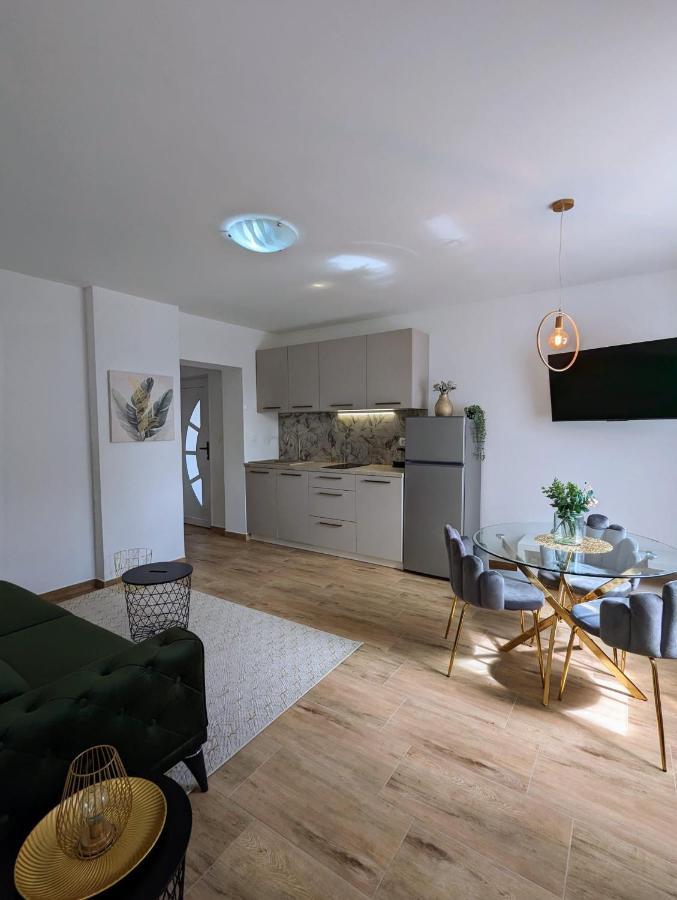 Kricin Sea Apartment Башка Екстер'єр фото